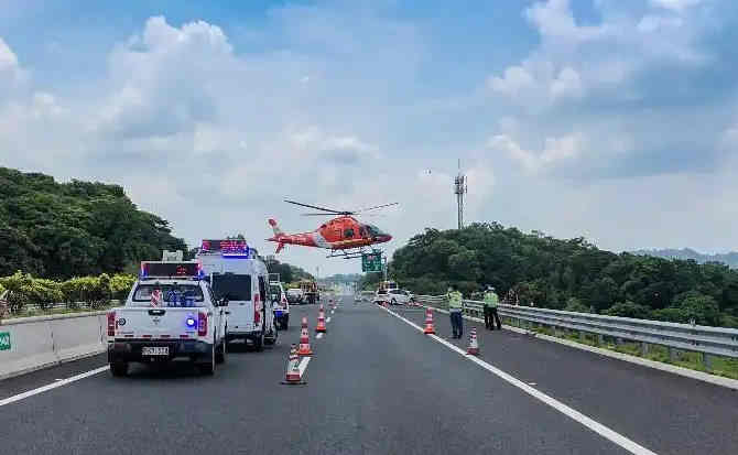 江永高速公路汽车救援案例